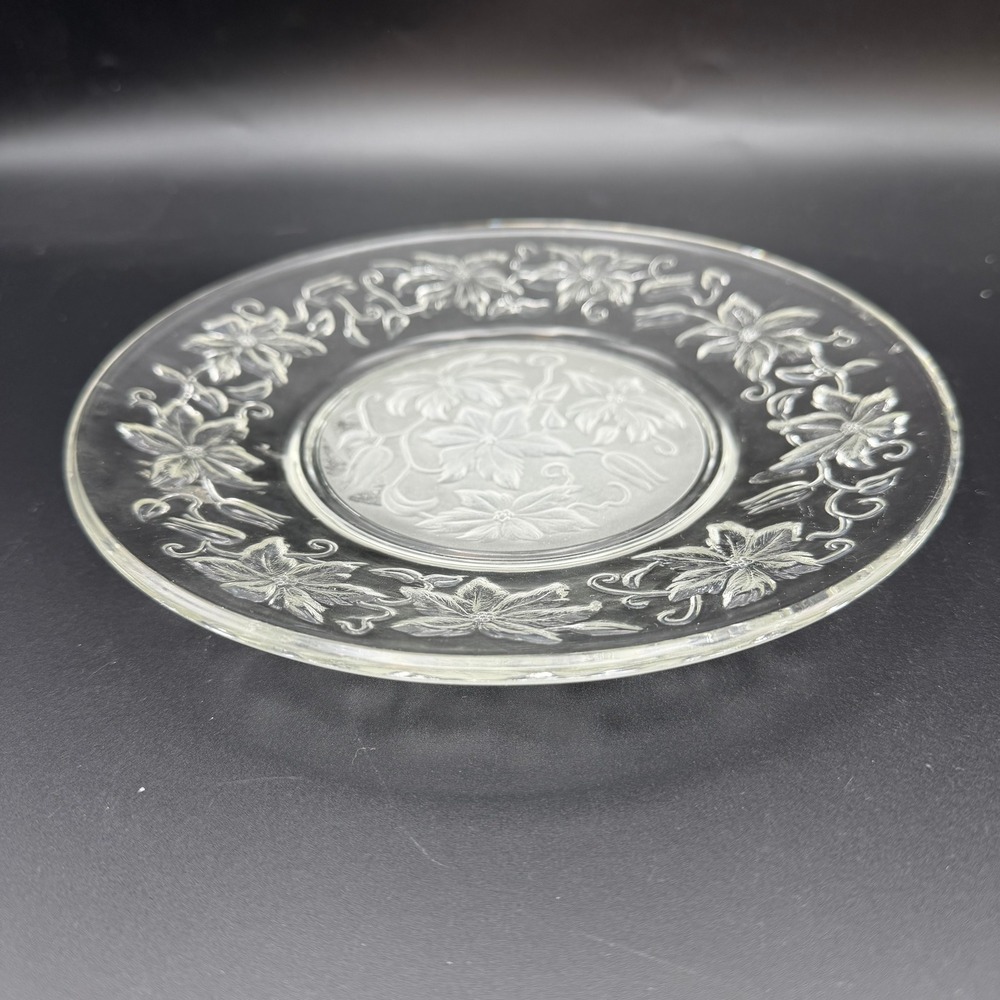 Vintage House Fantasia Poinsettia Frosted Glass Salad Plate 8" Holiday